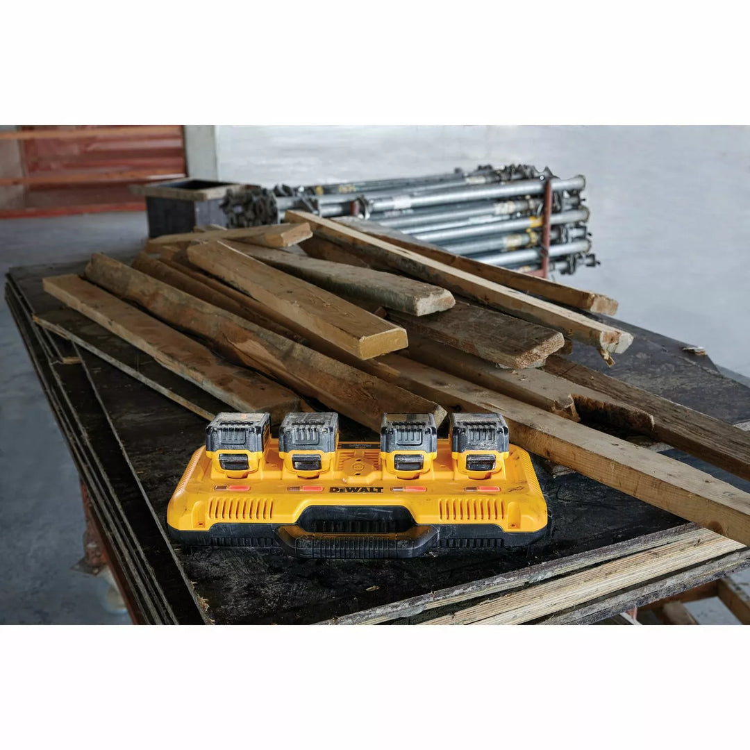 DeWALT DCB104 10.8/18/54V XR Li-ion 4-Port Fast Charger