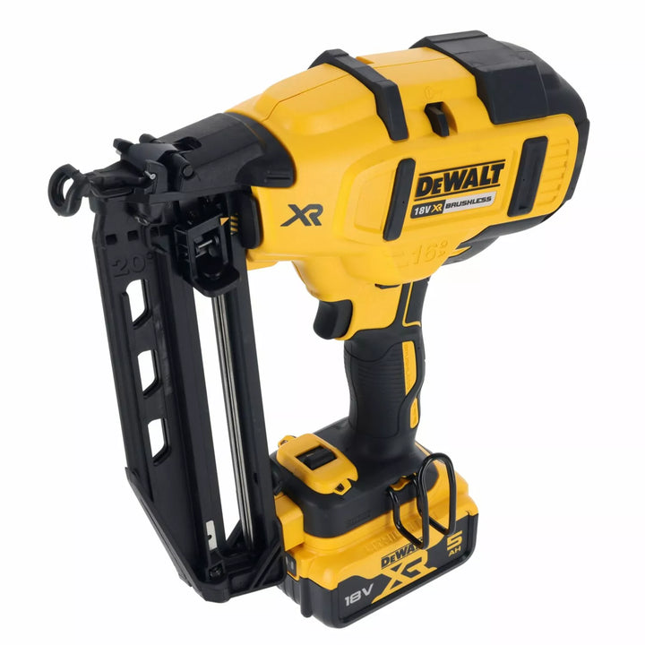 DeWALT DCN660NT-XJ 18V Li-ion XR Cordless Finish Nailer, Bare Tool in TSTAK — 32-63mm — 16 Gauge — Brushless