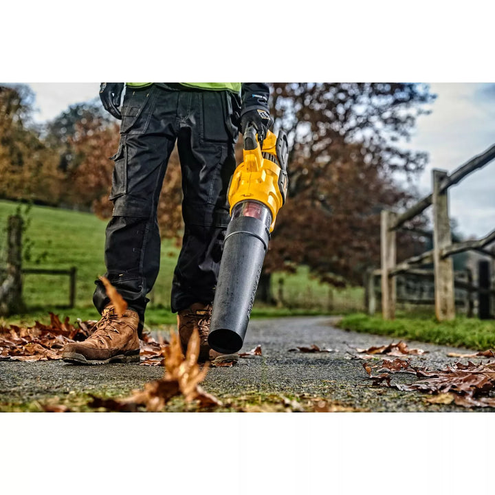 DeWALT DCMBA572X1 FLEXVOLT® 60V MAX* Handheld Axial Leaf Blower Kit (Incl. 1x 9.0Ah Battery) - 125 MPH