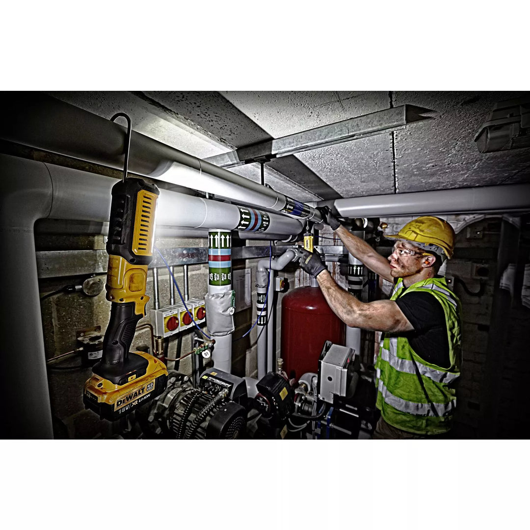 DeWALT DCL050 18V Li-ion XR Cordless LED Work Light Body