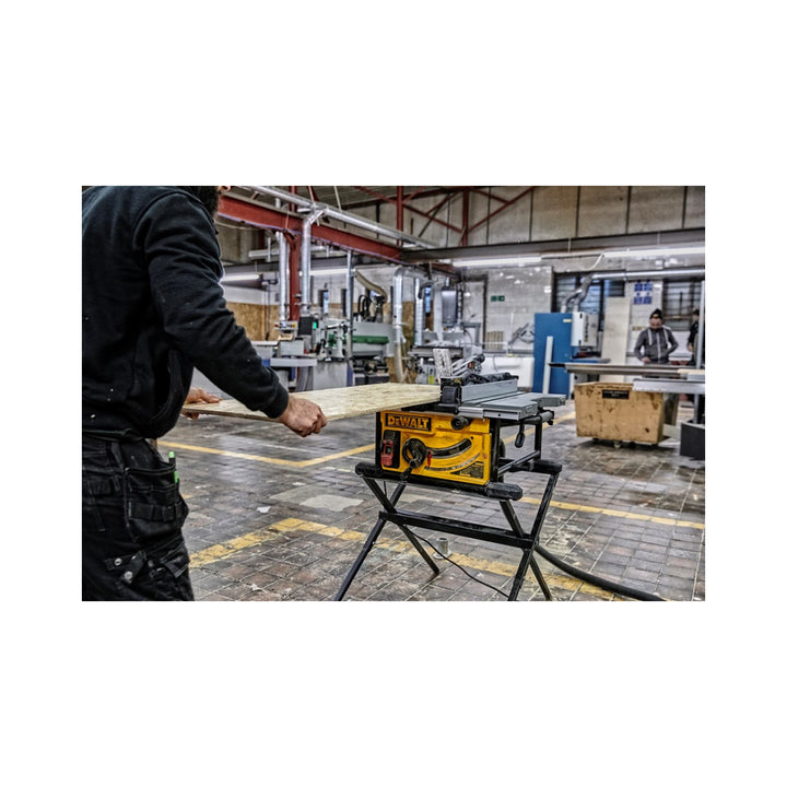 DeWALT DWE7492-QS Table Saw — 2000W — 250 x 30mm