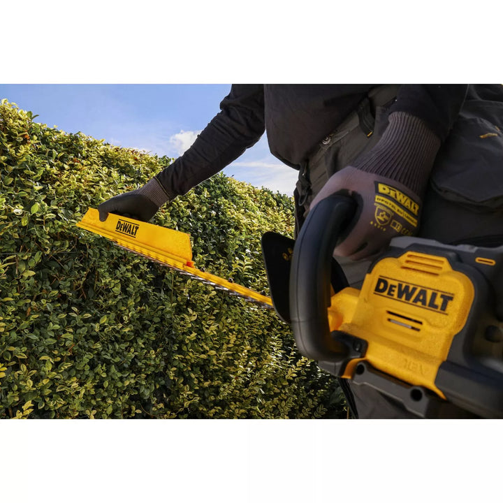 DeWALT DCMHT567P1 18V Li-ion XR Cordless Hedge Trimmer Set (1x 5.0Ah) – 24"