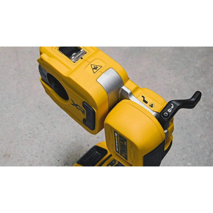 DeWALT DCE154N-XJ 18V XR Cordless Copper Pipe Cutter